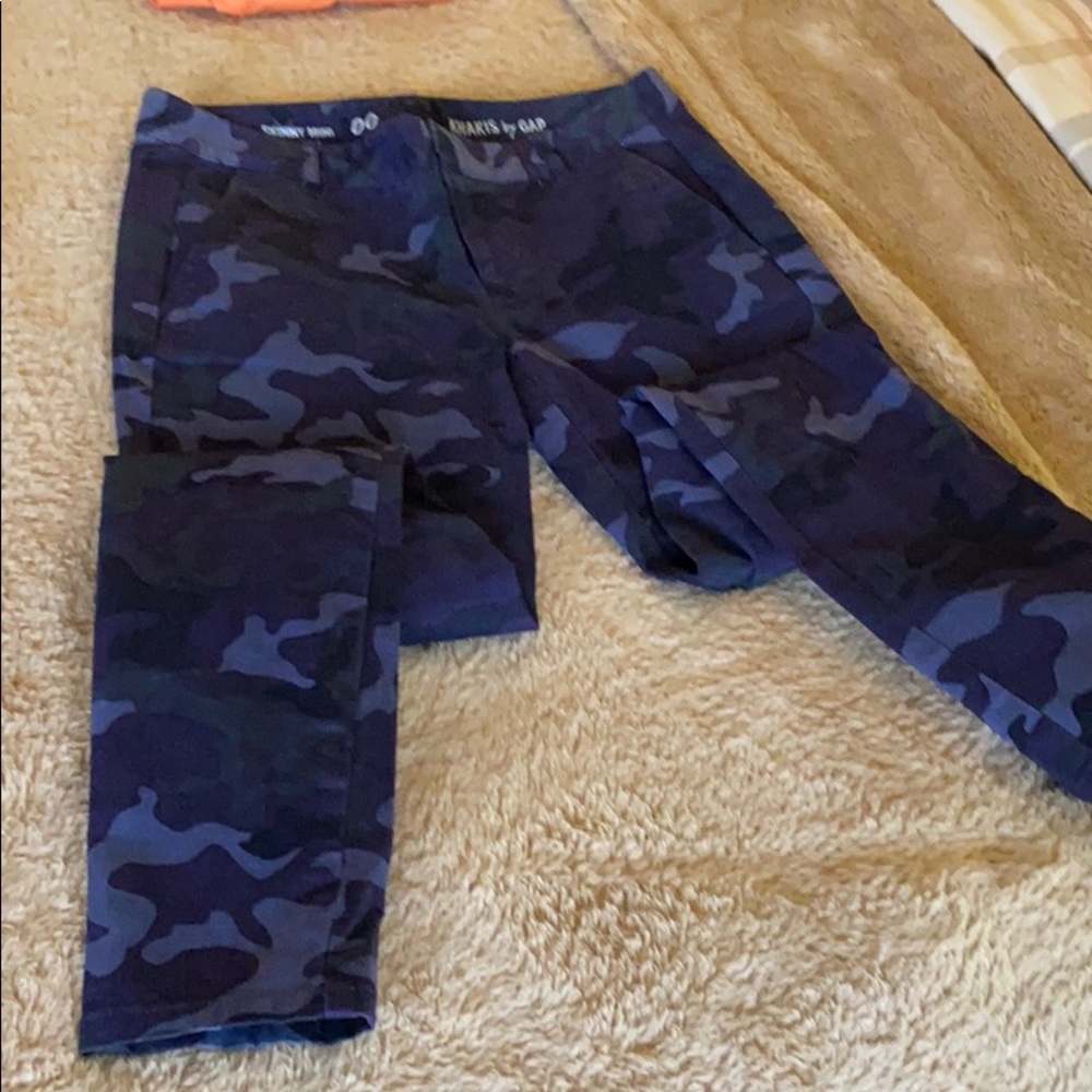 Gap camo navy and blue khakis like new 00